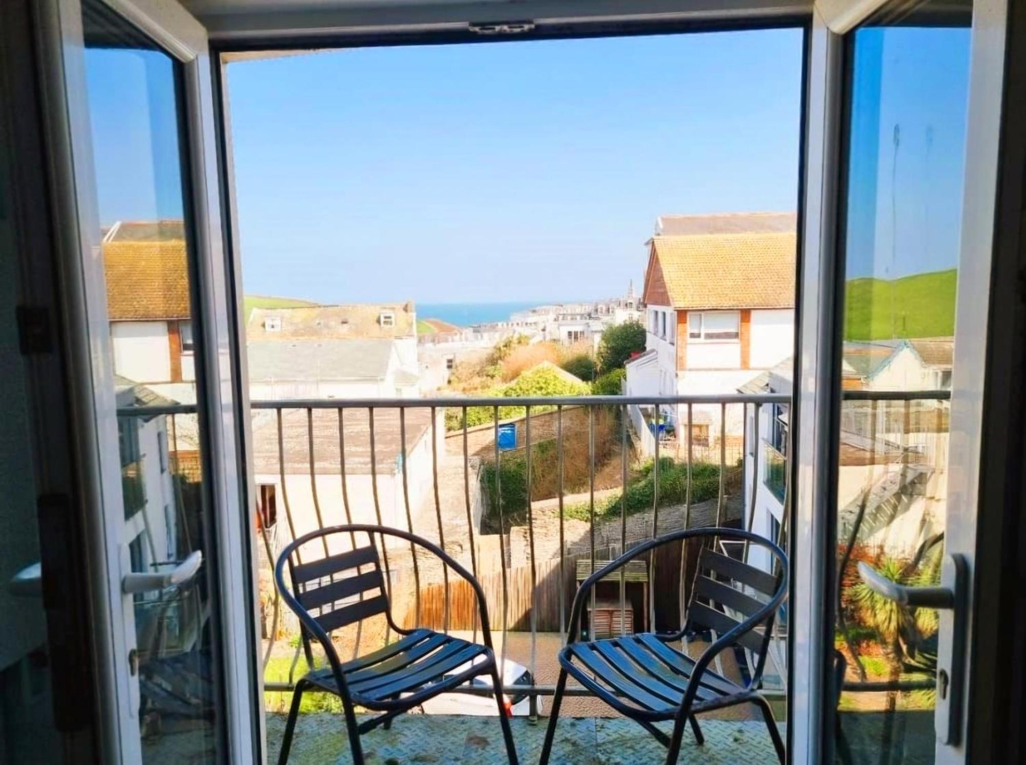 Sea Views, Big 2 Bed Flat Close To Beach & Harbour Ilfracombe Exterior foto